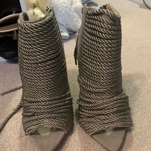 Rope heels